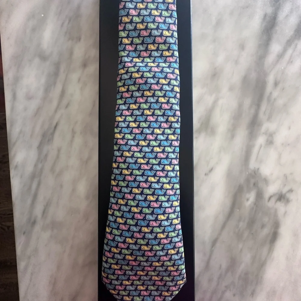 Rare Vineyard Vines Boys Colorful Signature Whale Print tie.